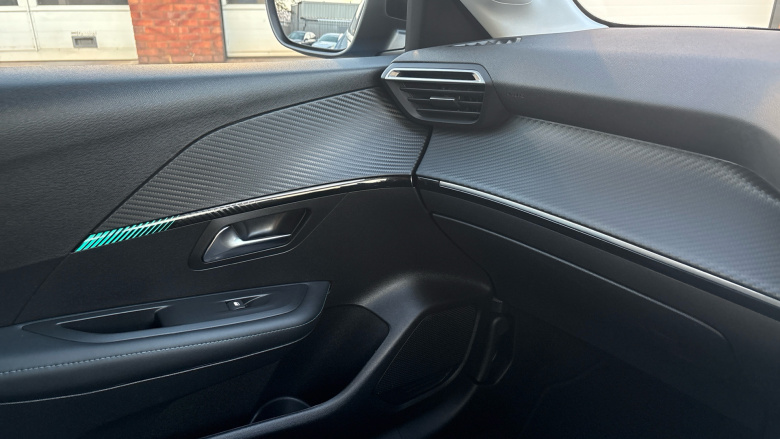 Peugeot 208 1.2 PureTech 100 Allure Premium + 5dr Petrol Hatchback